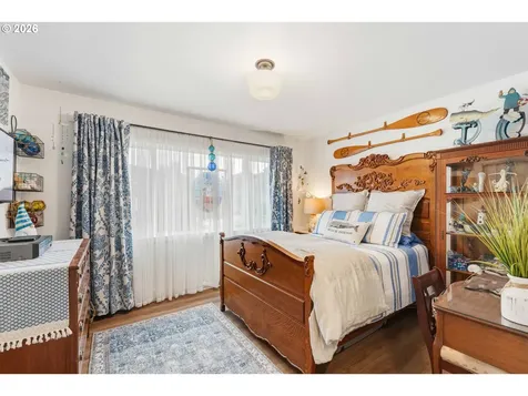 820 Jackson Avenue SW Bandon OR 97411