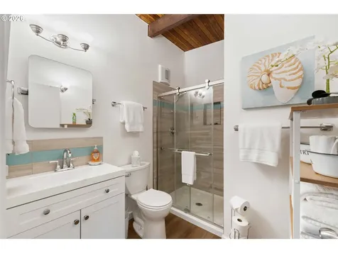 820 Jackson Avenue SW Bandon OR 97411