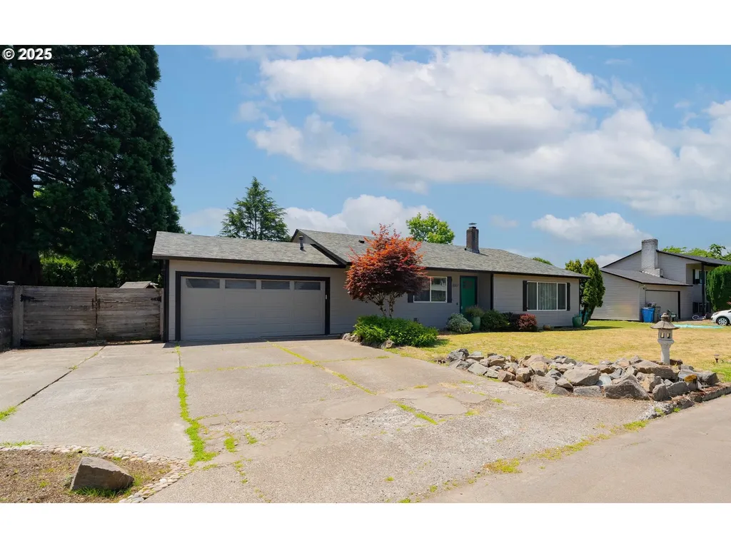 1607 NW 105th Street Vancouver WA 98685