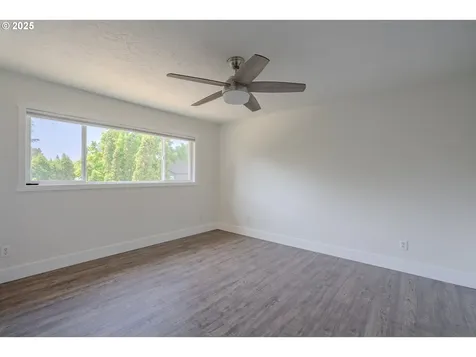 1607 NW 105th Street Vancouver WA 98685
