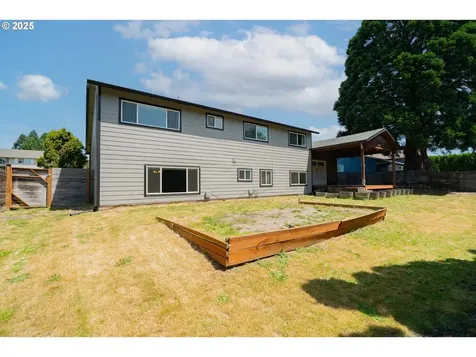 1607 NW 105th Street Vancouver WA 98685