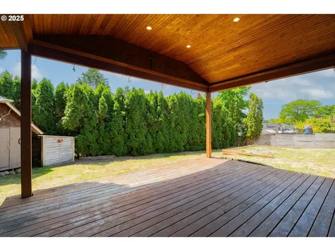 1607 NW 105th Street Vancouver WA 98685