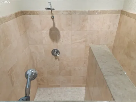 737 Pinecrest Drive Grants Pass OR 97526