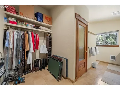 737 Pinecrest Drive Grants Pass OR 97526