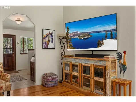 737 Pinecrest Drive Grants Pass OR 97526