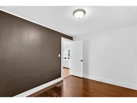 9014 NE Wygant Street Portland OR 97220