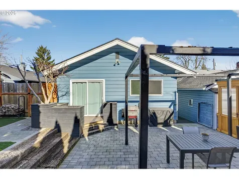 9014 NE Wygant Street Portland OR 97220