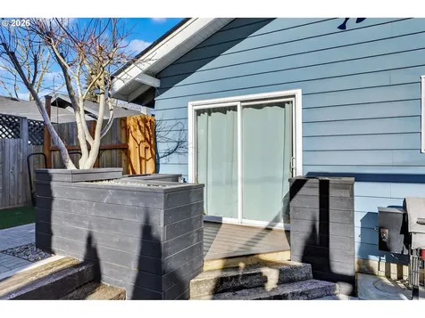 9014 NE Wygant Street Portland OR 97220