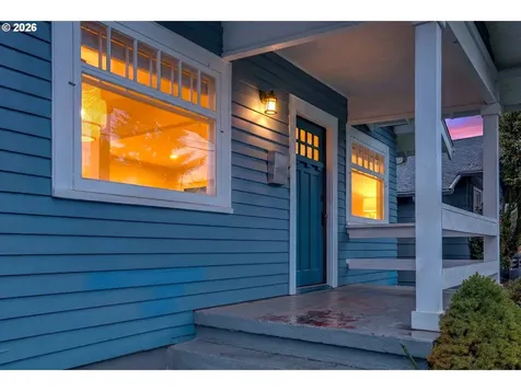 9014 NE Wygant Street Portland OR 97220