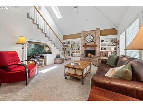 19785 Derby Street West Linn OR 97068
