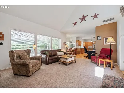 19785 Derby Street West Linn OR 97068