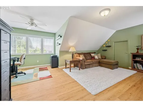 19785 Derby Street West Linn OR 97068