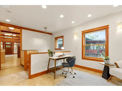 1221 SE Rex Street Portland OR 97202