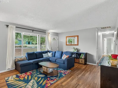 744 Missouri Avenue Vernonia OR 97064