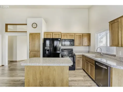 1252 NE 22nd Avenue Hillsboro OR 97124