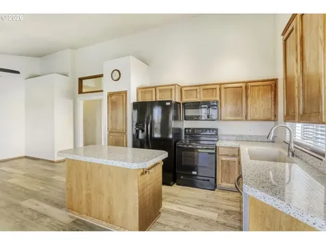 1252 NE 22nd Avenue Hillsboro OR 97124