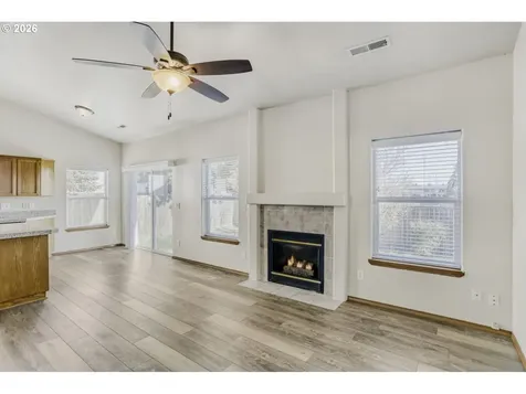 1252 NE 22nd Avenue Hillsboro OR 97124