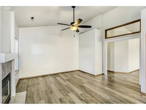 1252 NE 22nd Avenue Hillsboro OR 97124