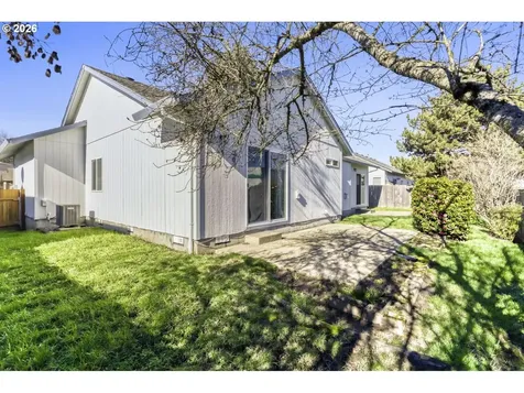 1252 NE 22nd Avenue Hillsboro OR 97124