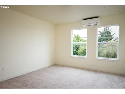 5126 NE 16th Avenue Portland OR 97211