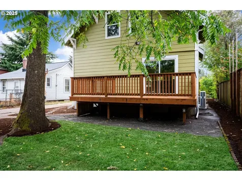 5126 NE 16th Avenue Portland OR 97211