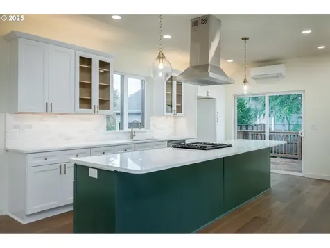 5126 NE 16th Avenue Portland OR 97211