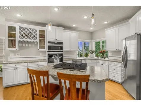 39510 Hood Street Sandy OR 97055