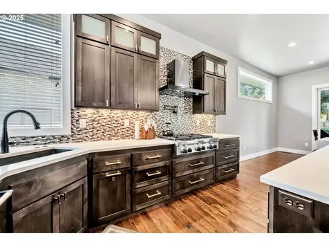 22 W Dean Avenue Eugene OR 97404