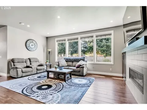 22 W Dean Avenue Eugene OR 97404