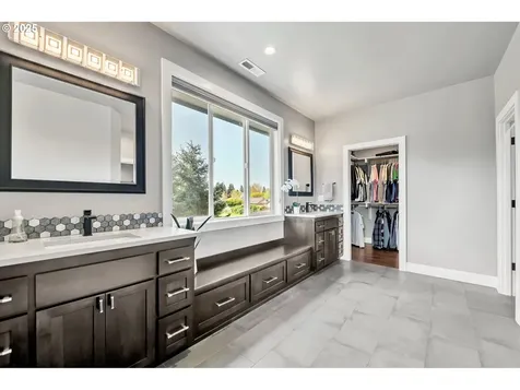 22 W Dean Avenue Eugene OR 97404
