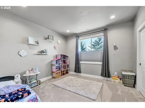 22 W Dean Avenue Eugene OR 97404
