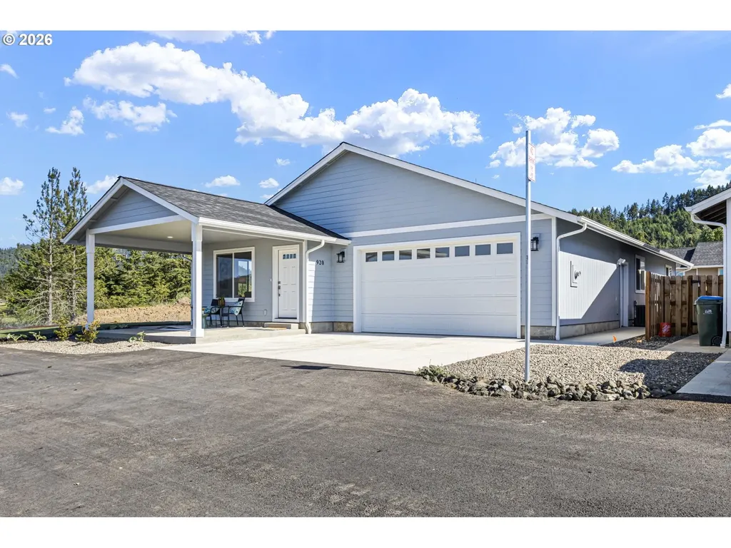 920 Fir Grove Lane Sutherlin OR 97479