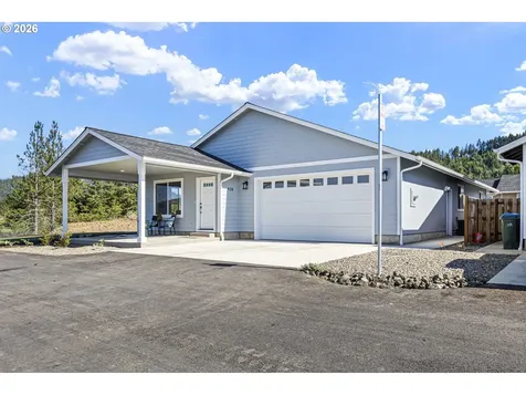 920 Fir Grove Lane Sutherlin OR 97479