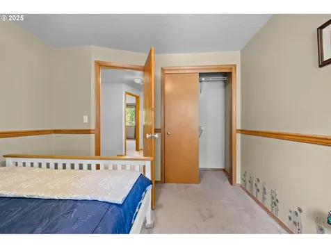 68163 E Twinberry Loop Welches OR 97067