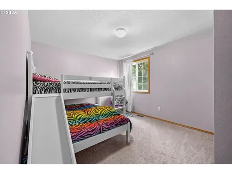 68163 E Twinberry Loop Welches OR 97067