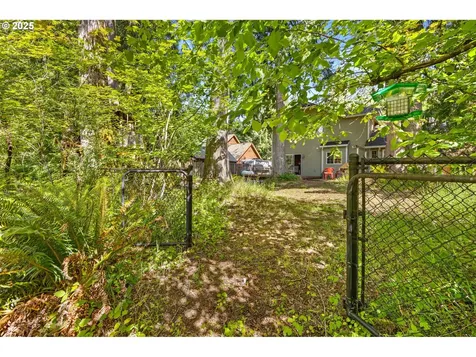 68163 E Twinberry Loop Welches OR 97067