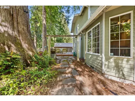 68163 E Twinberry Loop Welches OR 97067
