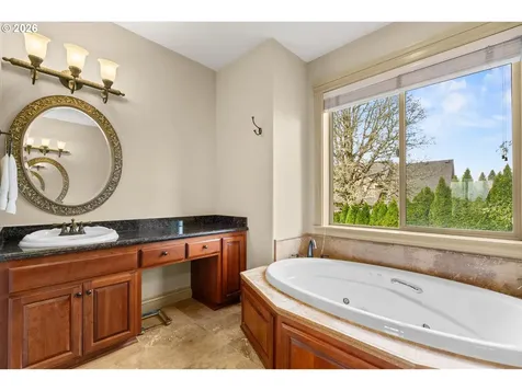 6147 Quail Hollow Street SE Salem OR 97306