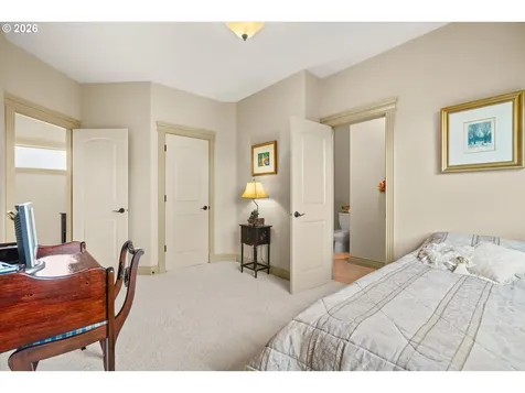6147 Quail Hollow Street SE Salem OR 97306
