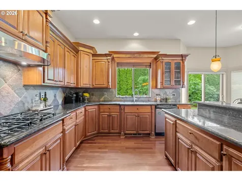 6147 Quail Hollow Street SE Salem OR 97306
