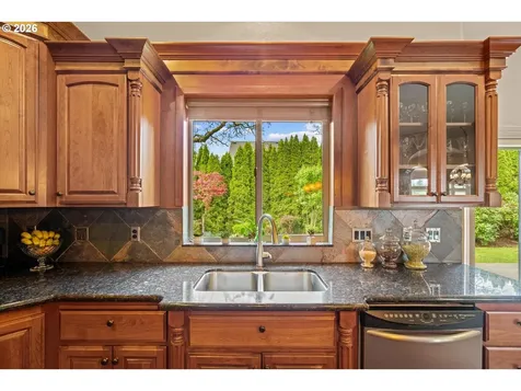 6147 Quail Hollow Street SE Salem OR 97306
