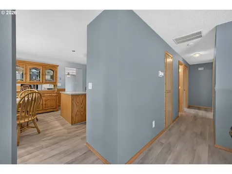 3905 NE 126th Avenue Vancouver WA 98682