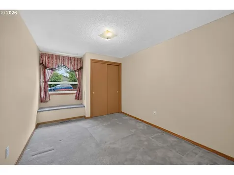 3905 NE 126th Avenue Vancouver WA 98682