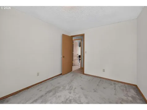 3905 NE 126th Avenue Vancouver WA 98682