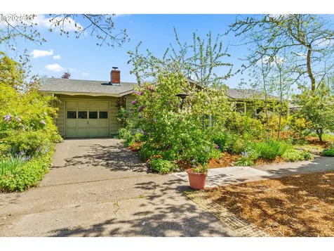 2045 Chambers Street Eugene OR 97405