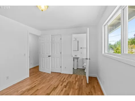 2045 Chambers Street Eugene OR 97405