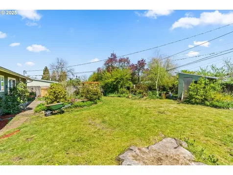 2045 Chambers Street Eugene OR 97405