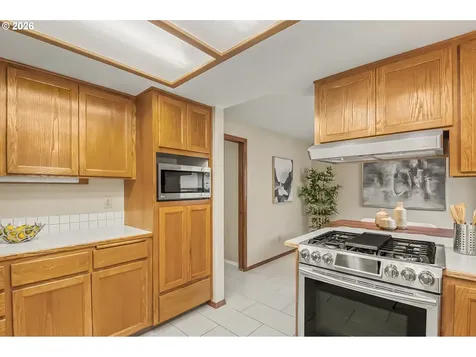 15646 NE Tillamook Street Portland OR 97230