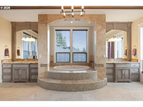 12433 SE Verlie Street Happy Valley OR 97086