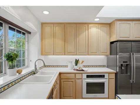 4510 SE Pinehurst Avenue Milwaukie OR 97267